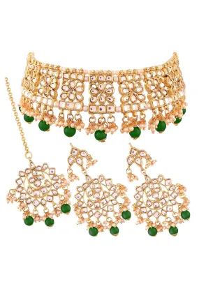 Alloy Necklace with Earrings and Maang Tikka in green