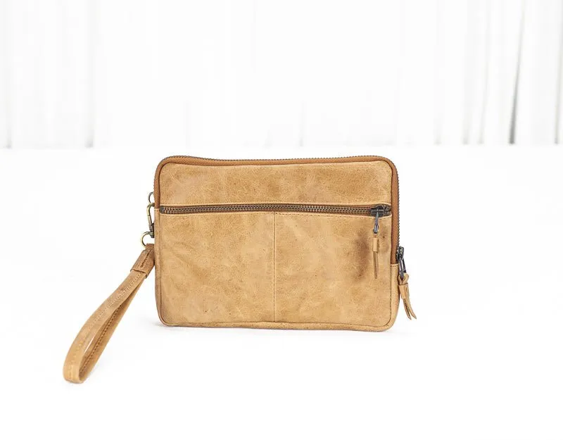 Antheia clutch wallet - Brown distressed leather