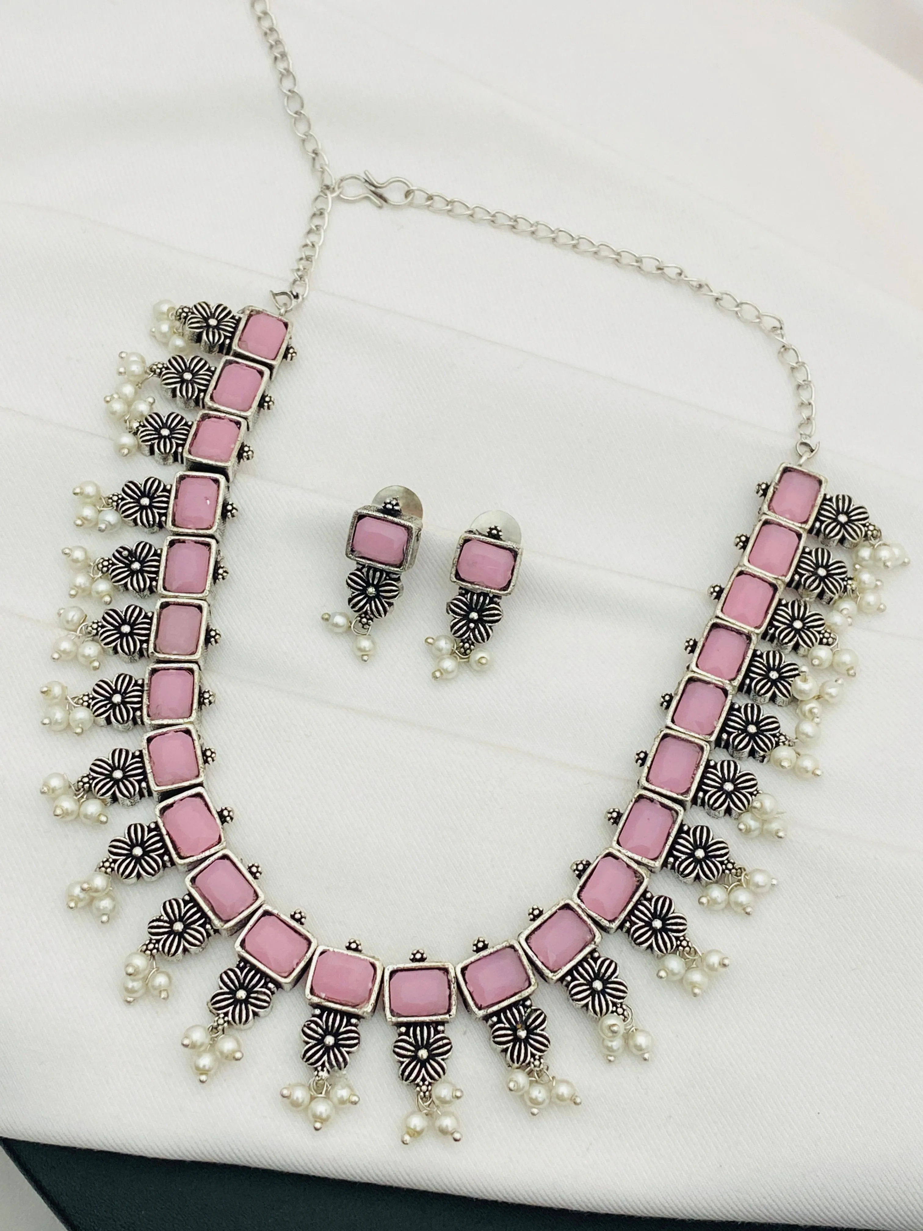 Attractive Light Pink Color Stone Beaded Floral Designed Silver Plated Oxidized Necklace Set With Earrings