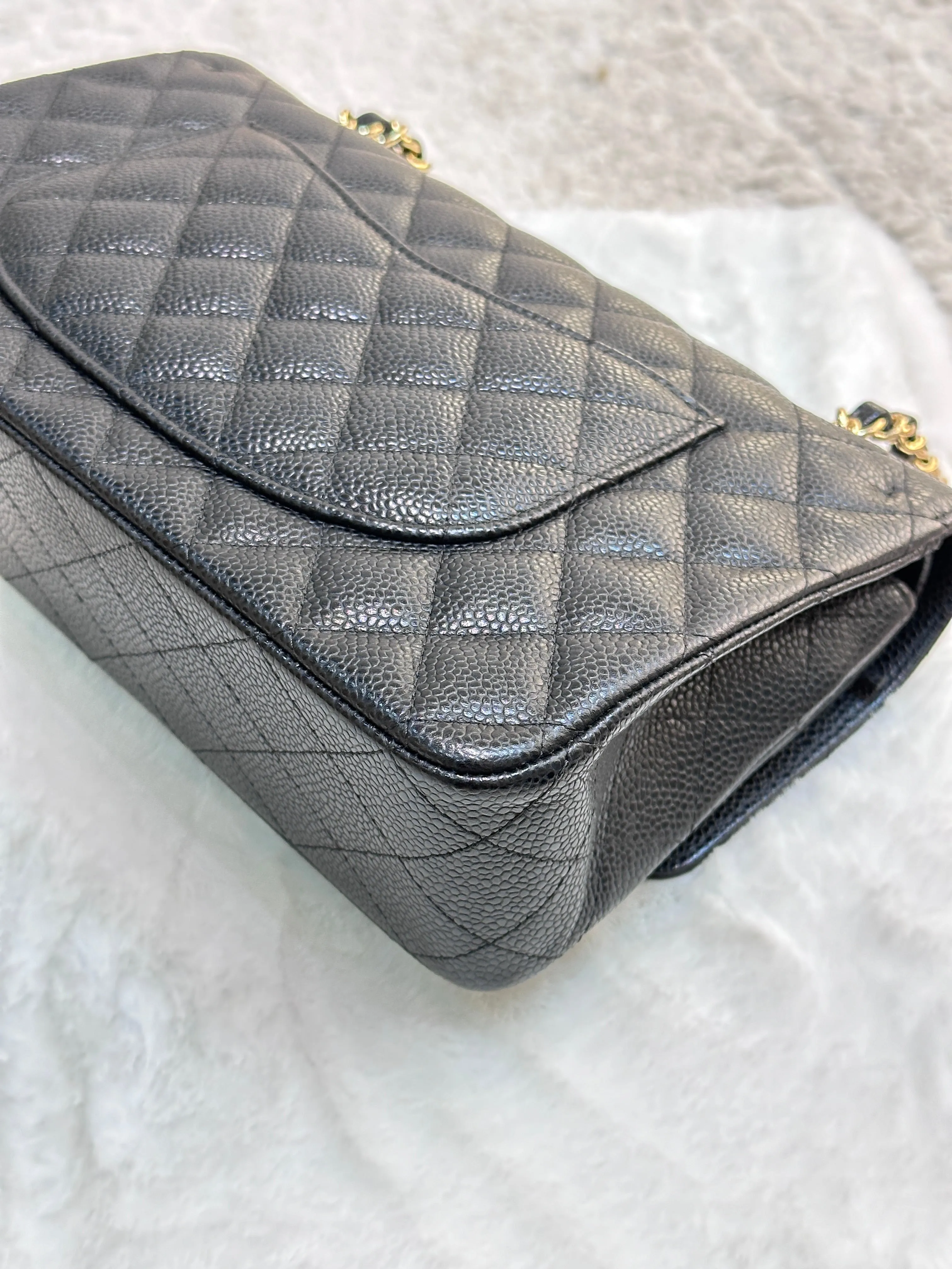 Chanel Medium Classic Caviar Double Flap Black GHW