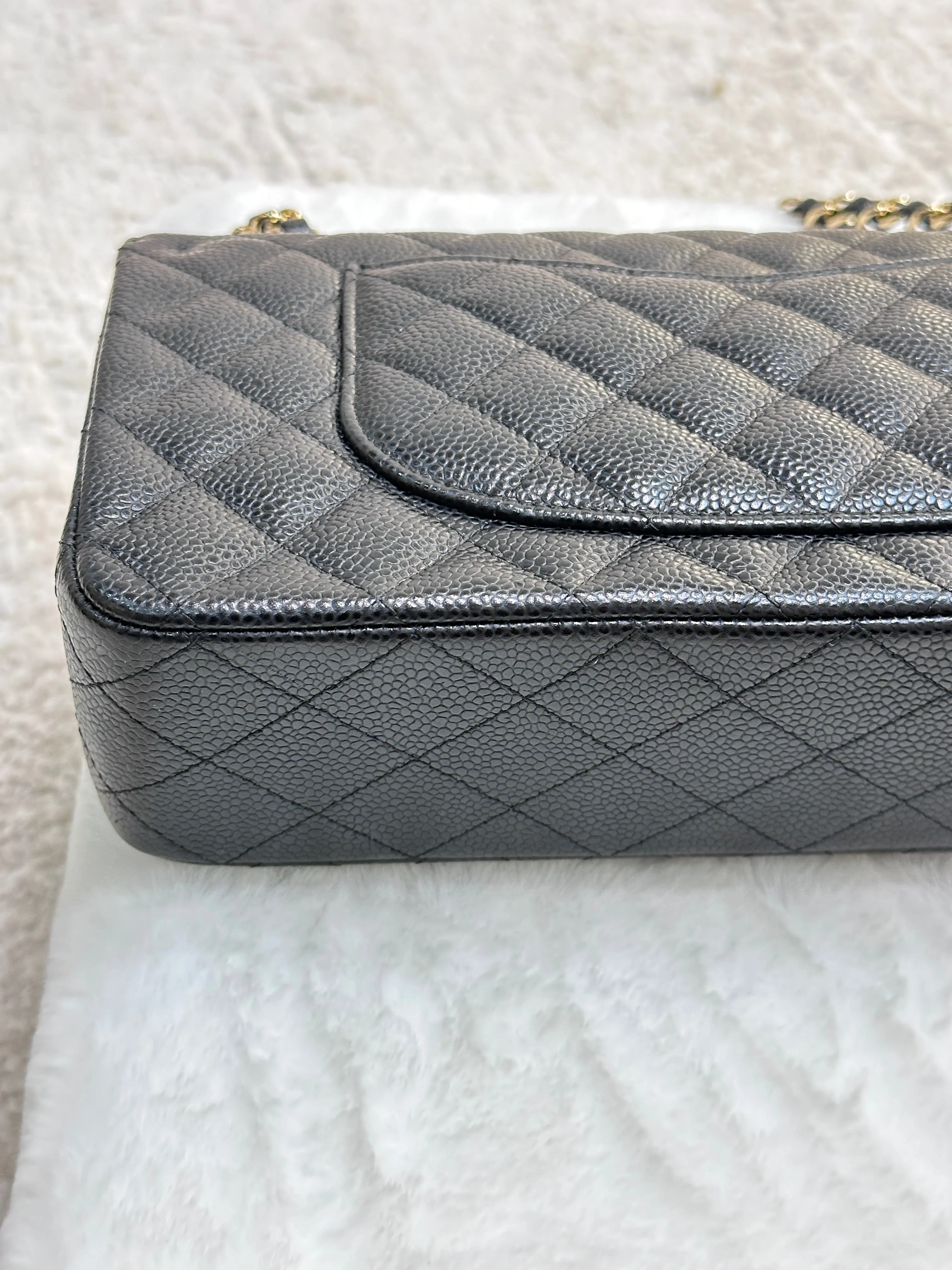 Chanel Medium Classic Caviar Double Flap Black GHW