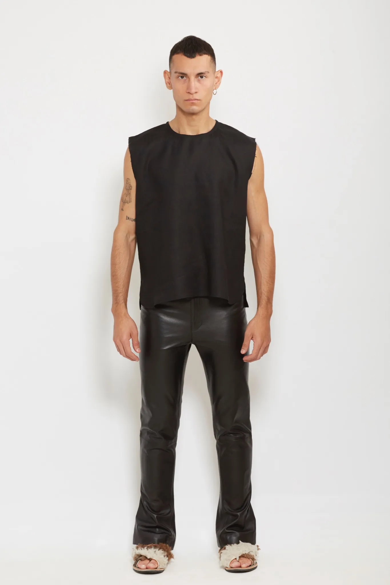 Chile: Black Linen Top