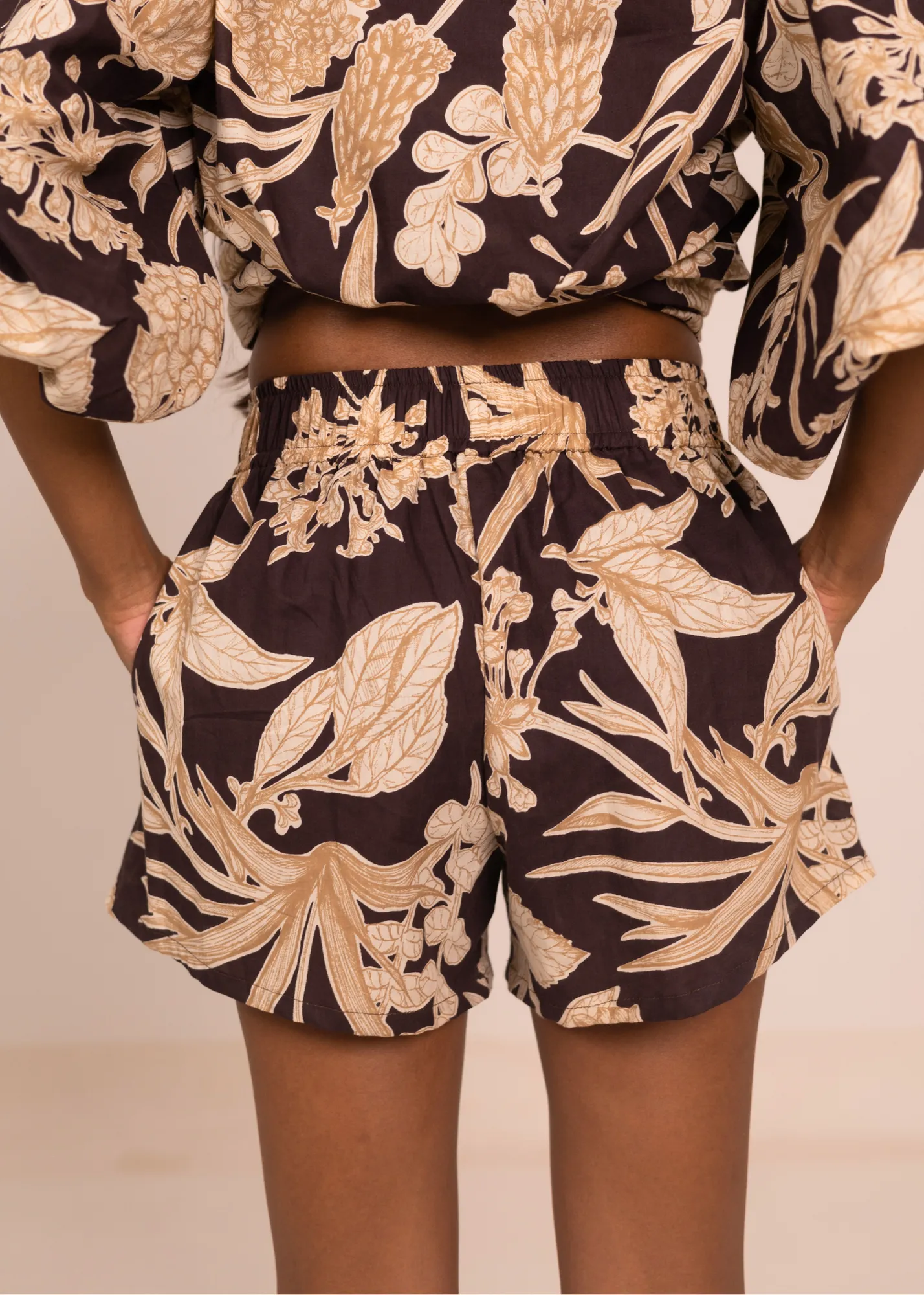 Ela Shorts - Brown Kodi Flowers