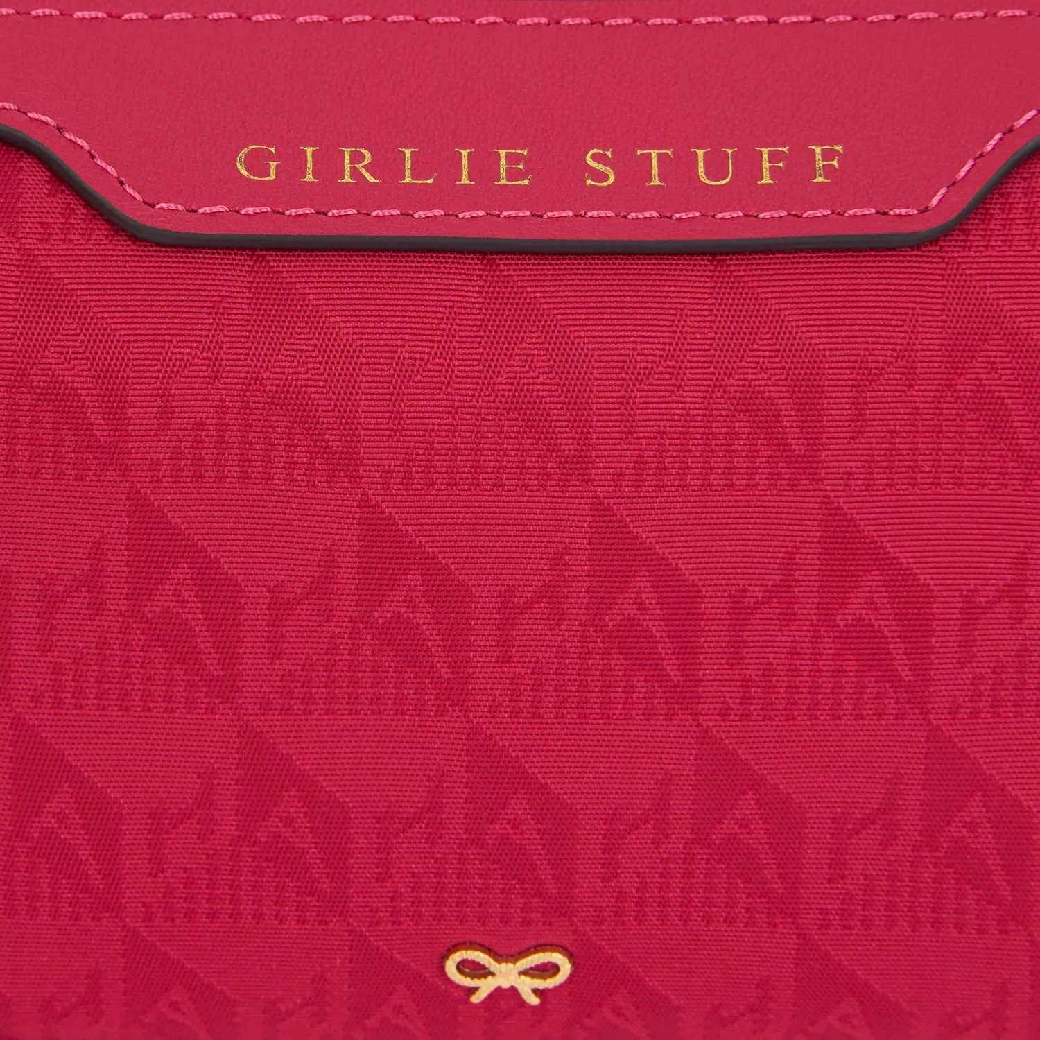 Logo Girlie Stuff Pouch