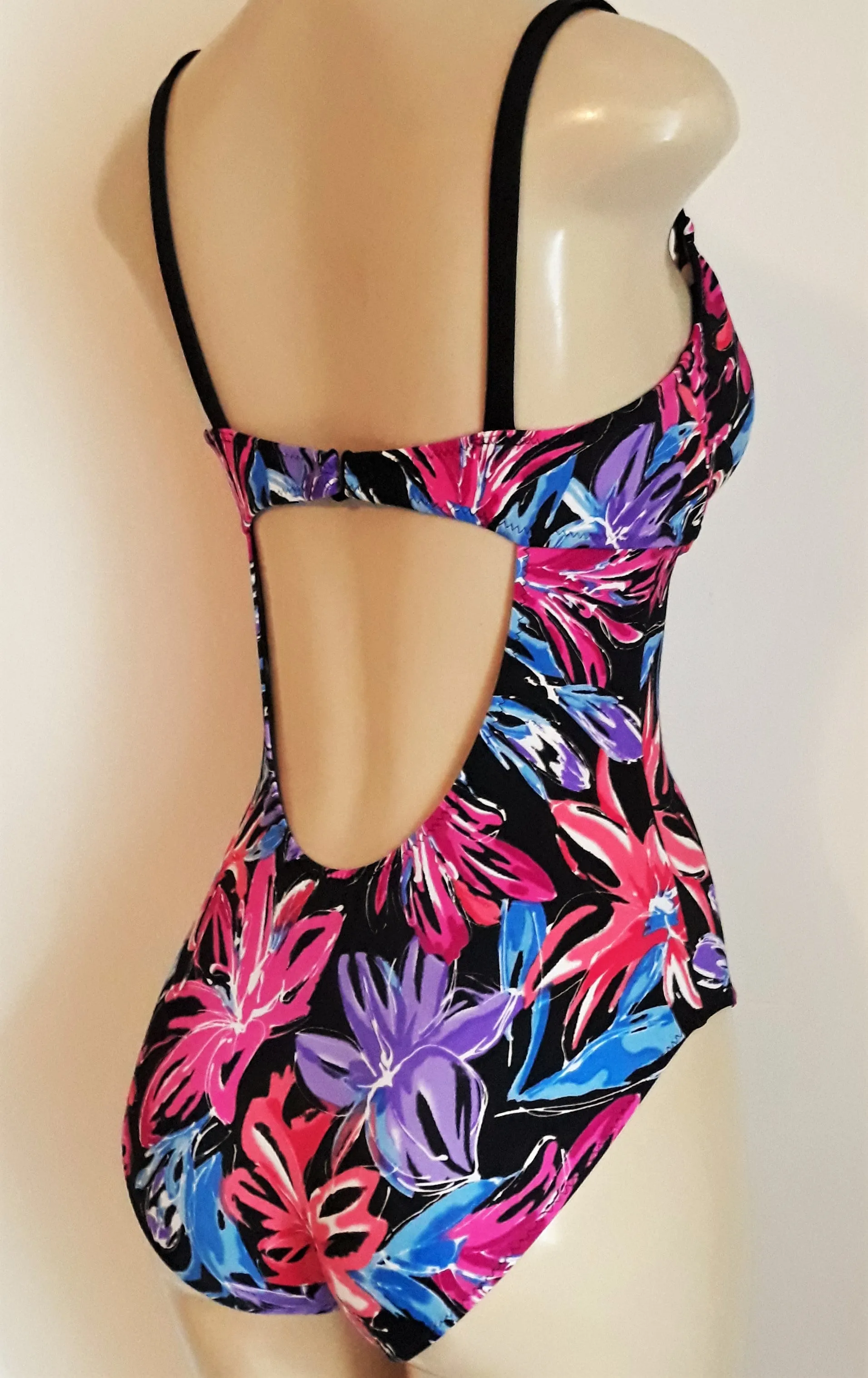 Low Back One Piece Swimsuit With Underwire Support