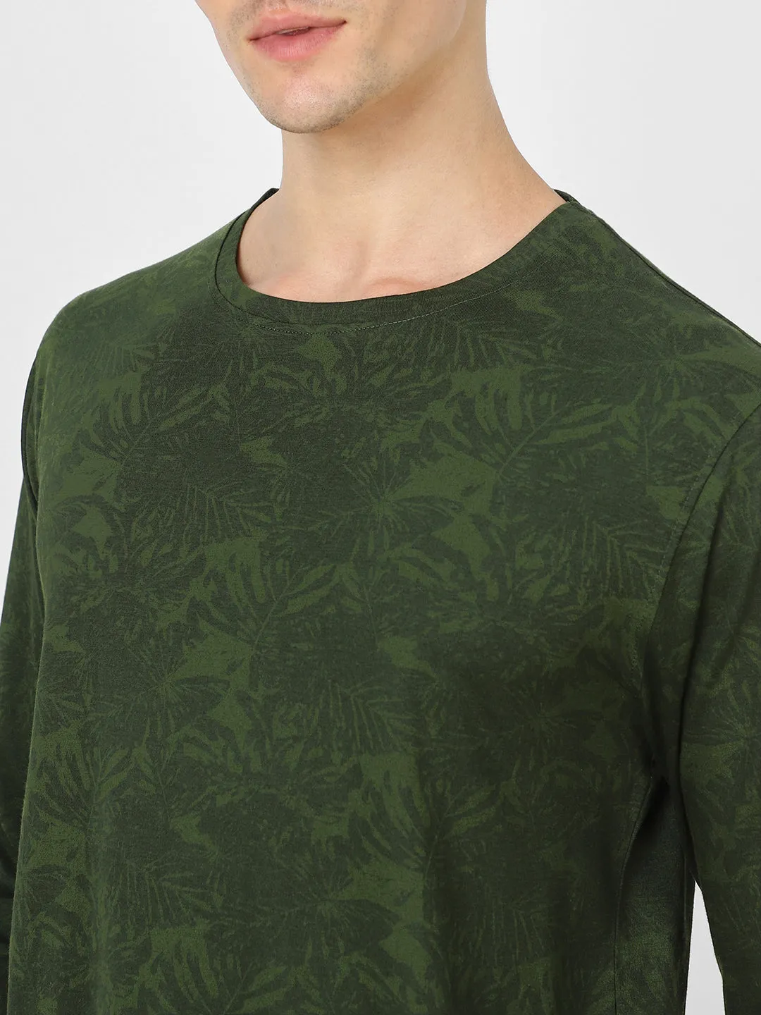 Men's Olive Green Printed Full Sleeve Slim Fit Cotton T-Shirt