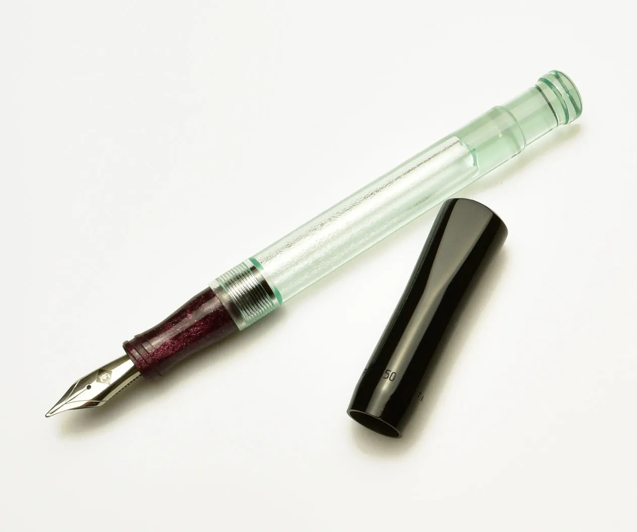 Model 50 Grandis Fountain Pen -BCAG