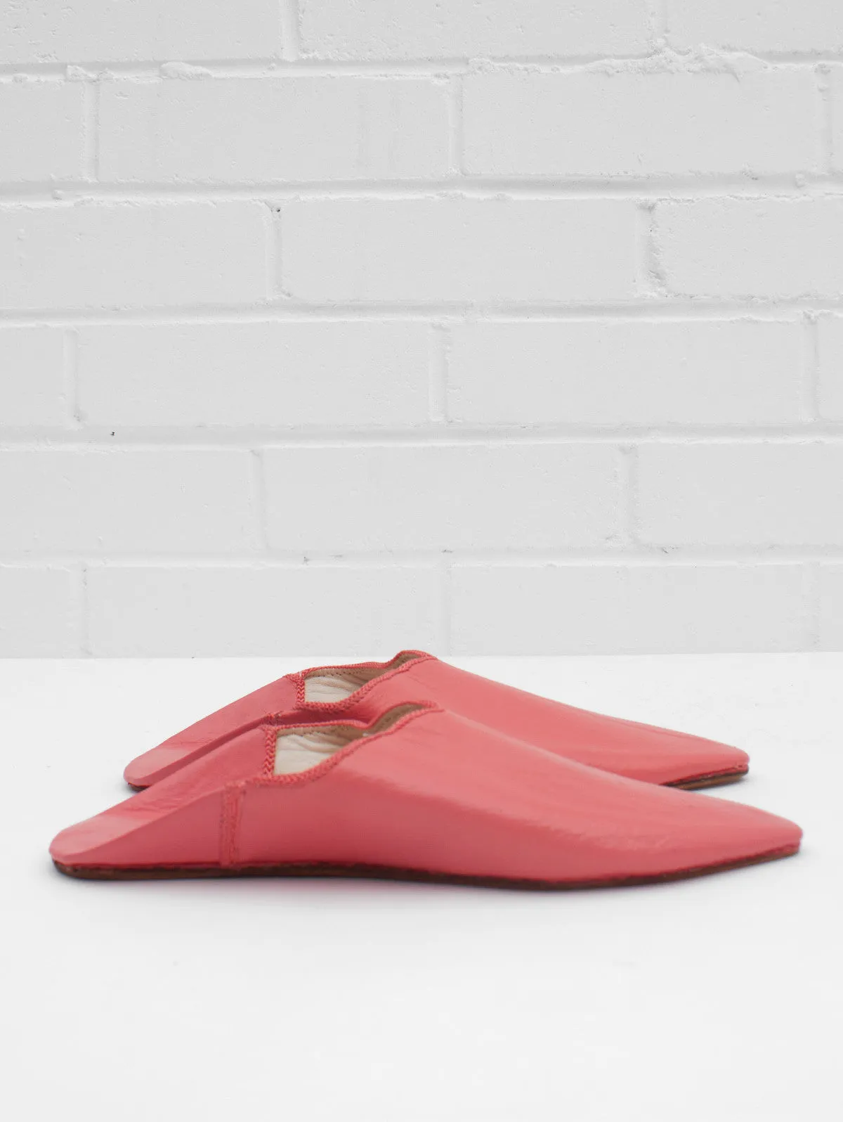 Moroccan Plain Pointed Babouche Slippers, Coral