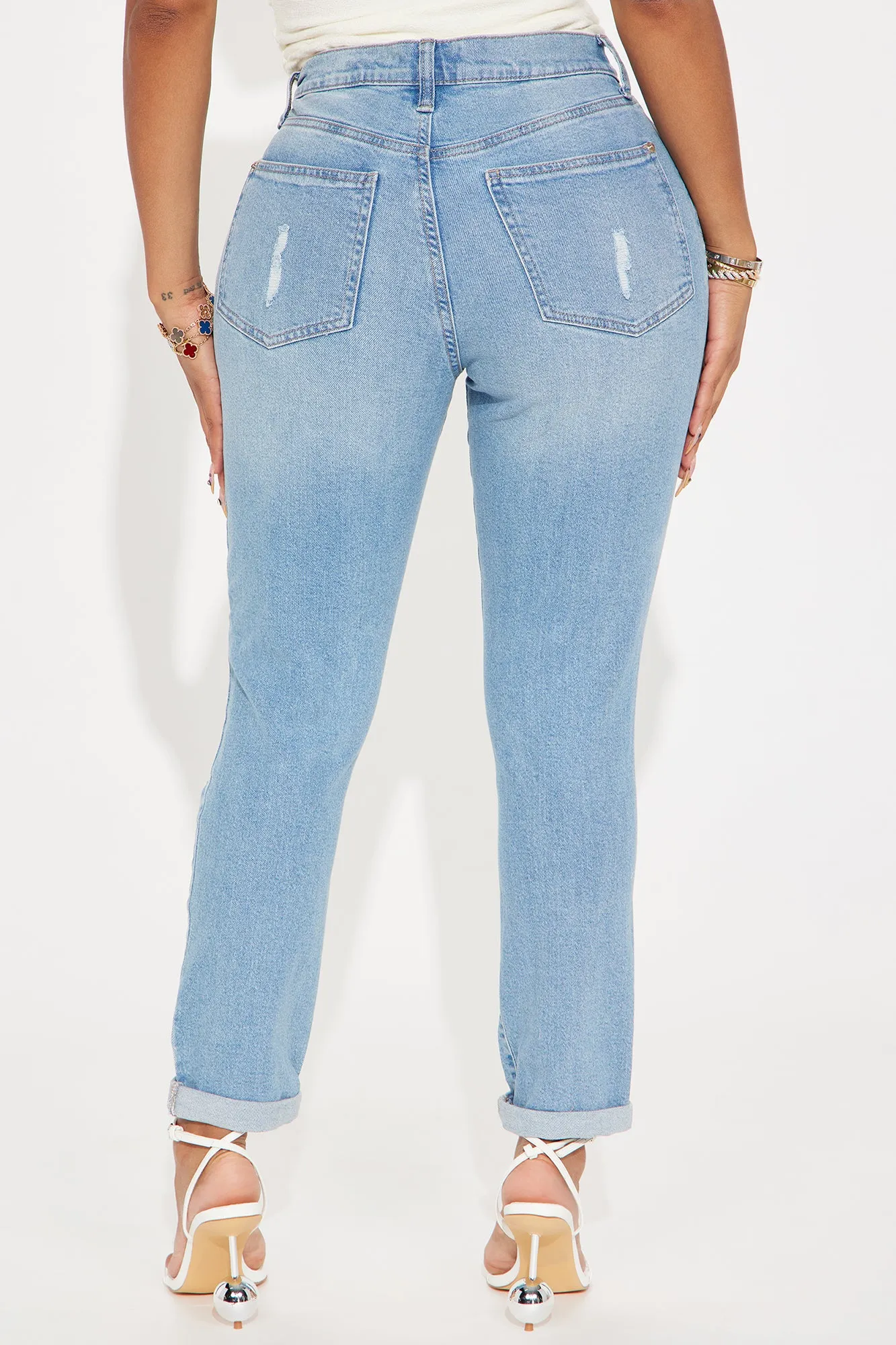 Most Important Ripped Stretch Mom Jeans - Light Wash