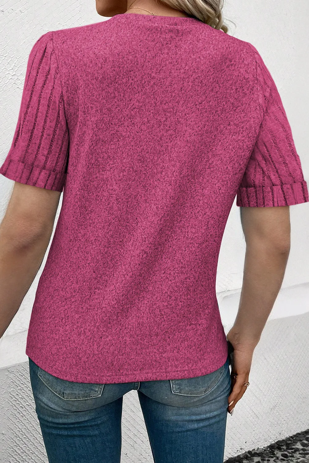 Ribbed Splicing Sleeve Round Neck T-shirt