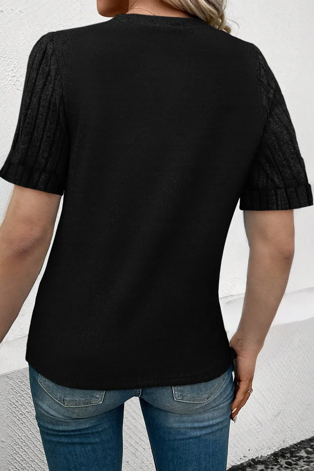 Ribbed Splicing Sleeve Round Neck T-shirt